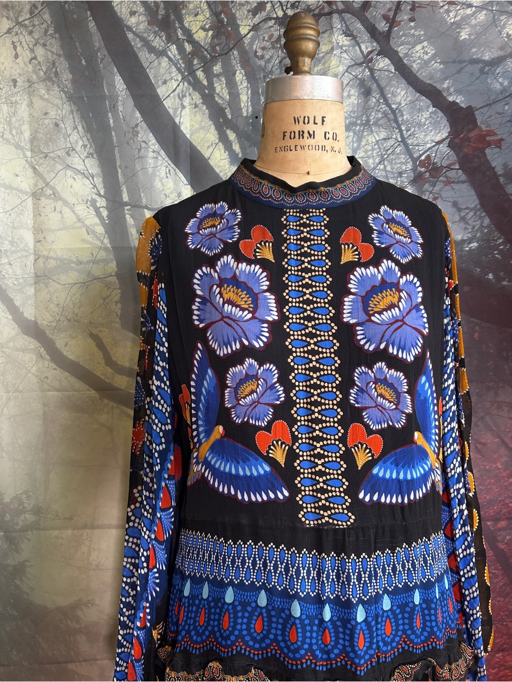 FARM Rio Bold Floral and Graphic Maxi Dress in Blue, Black, Yellow and Red - Picture 2 of 10